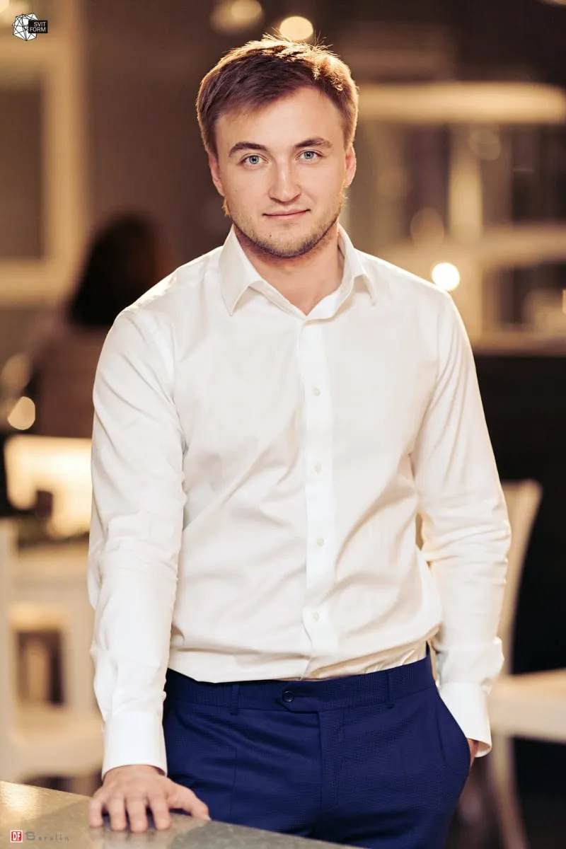 Владислав Дирін