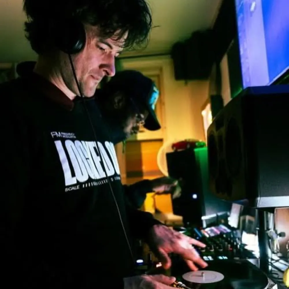 Ollie deejay