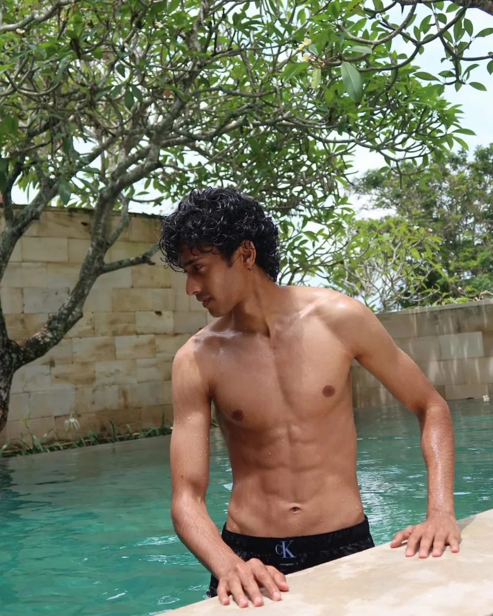 Tuhir