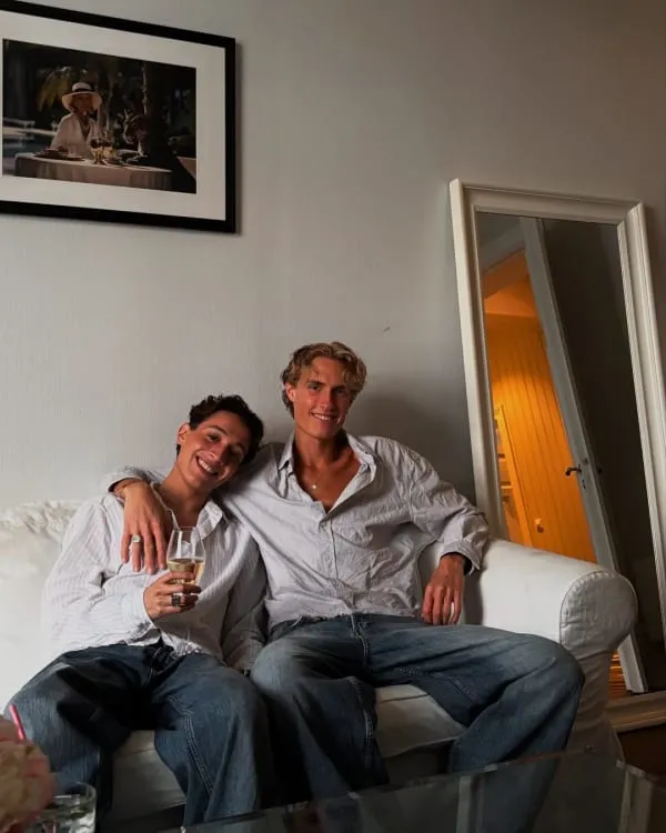 Brede Bremnes with Swiss singer Kyle Alessandro, photo summer 2025.