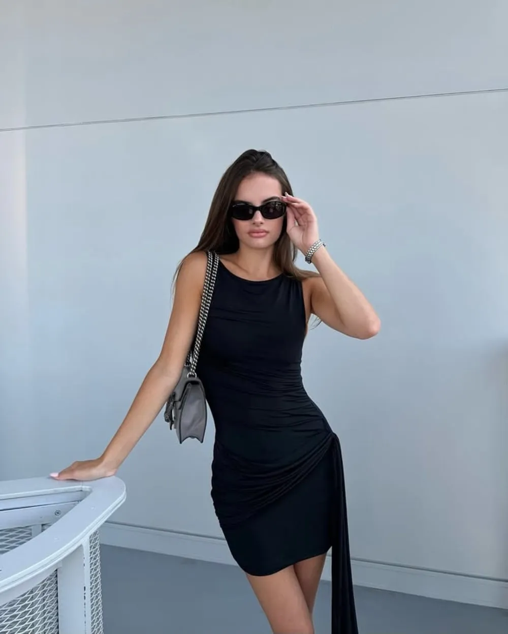 Elle de Vries